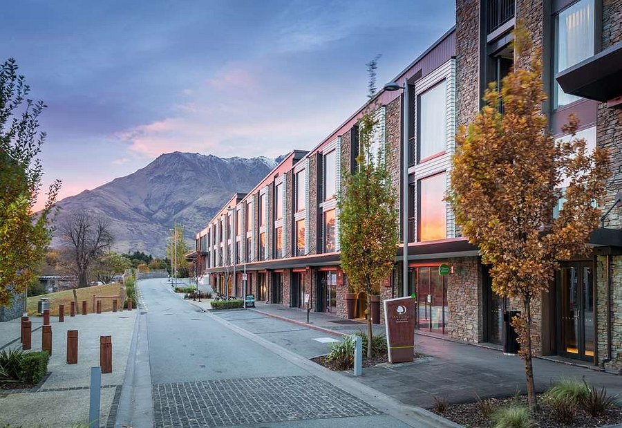 Double Tree by Hilton Queenstown